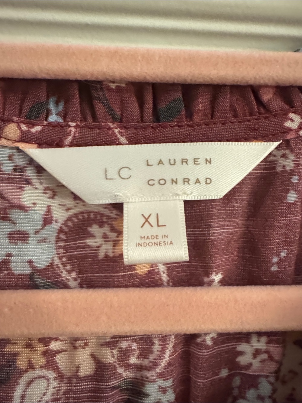 LC Lauren Conrad Mauve Floral Button-Up Blouse - Picture 2 of 4